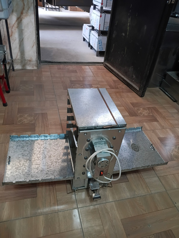 کباب پز گازی ایستاده موتور دار هیزم مدل H10
